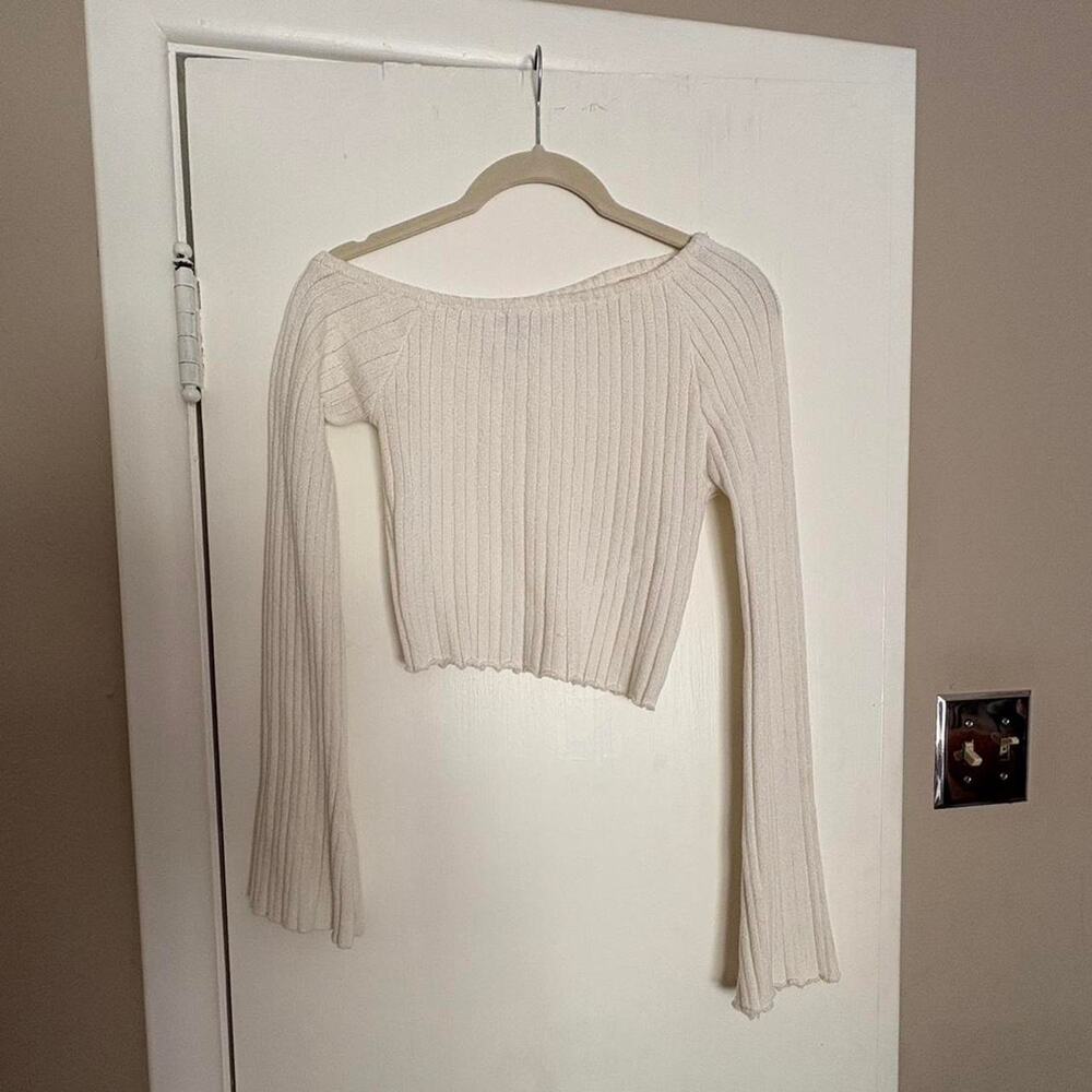 Cream asymmetrical long flare sleeve